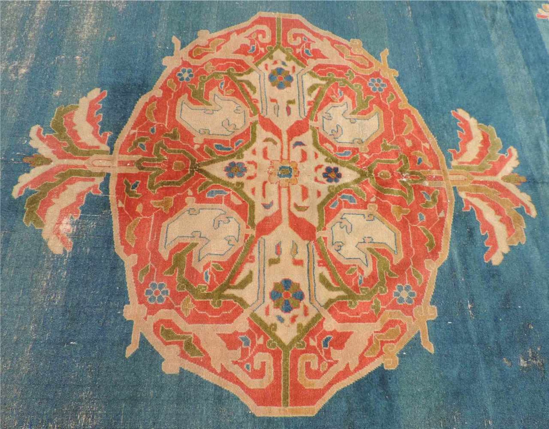 Smyrna Carpet, probably Turkey. Antique, around 1900. - Bild 9 aus 11