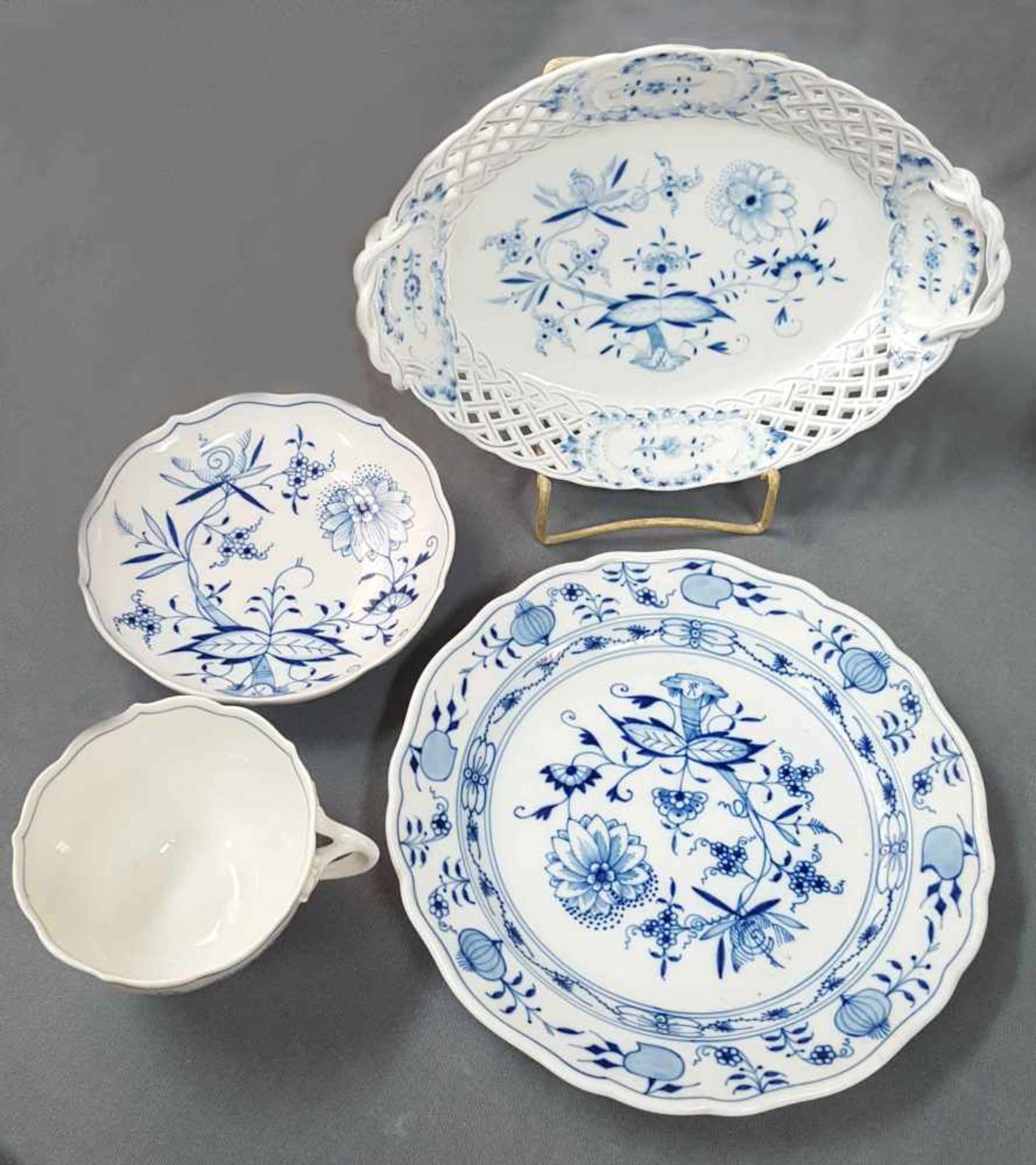 11 parts of Meissen porcelain. Up to 27 cm high. - Bild 10 aus 14