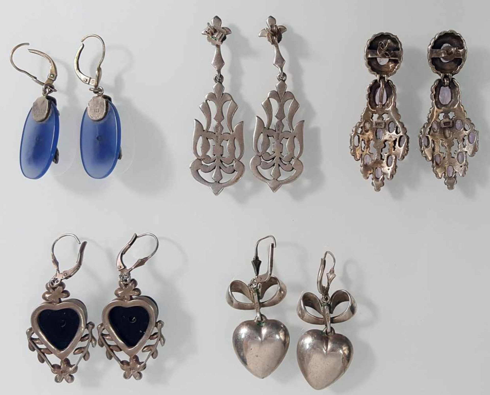 Silver jewelry. Pendants, rings, earrings, watch and brooches. - Image 5 of 12