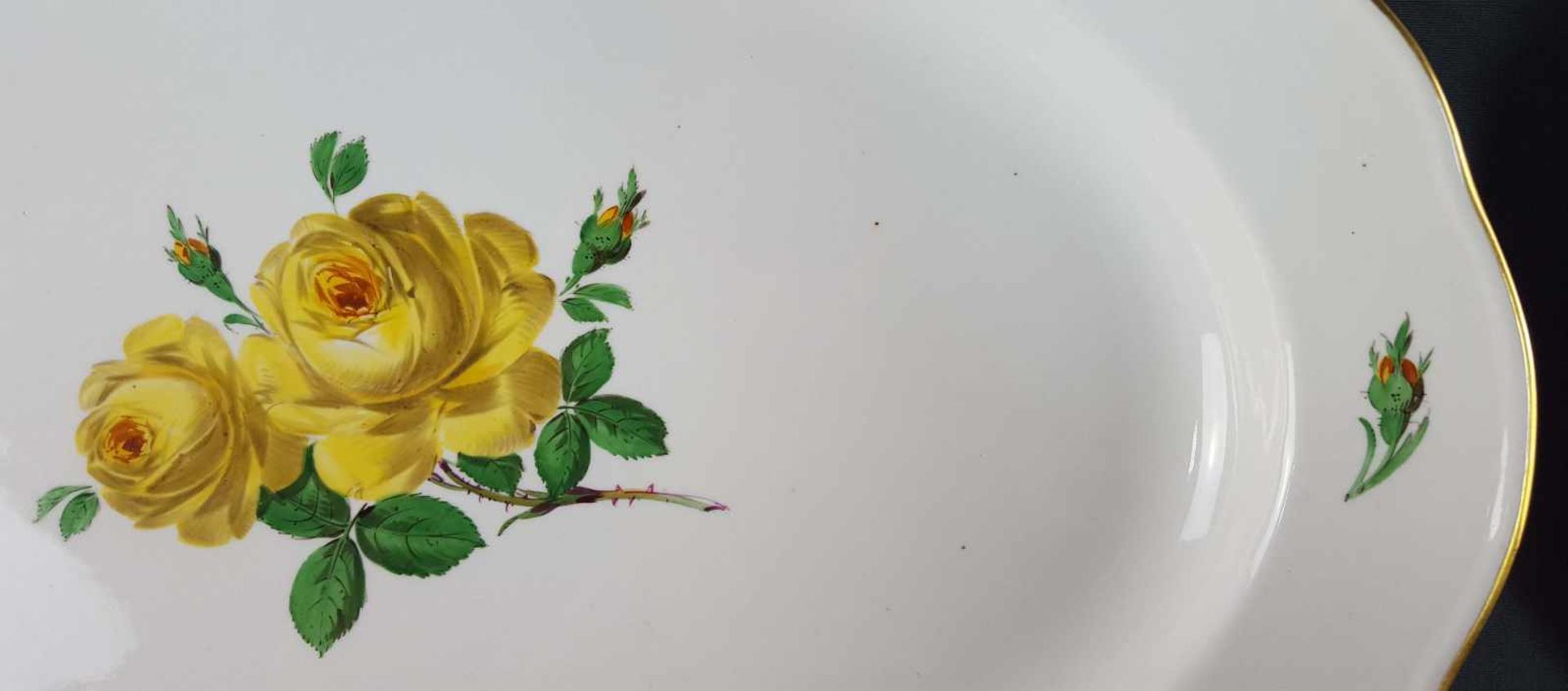 Dining service Meissen porcelain, yellow rose with gold rim. - Image 12 of 18