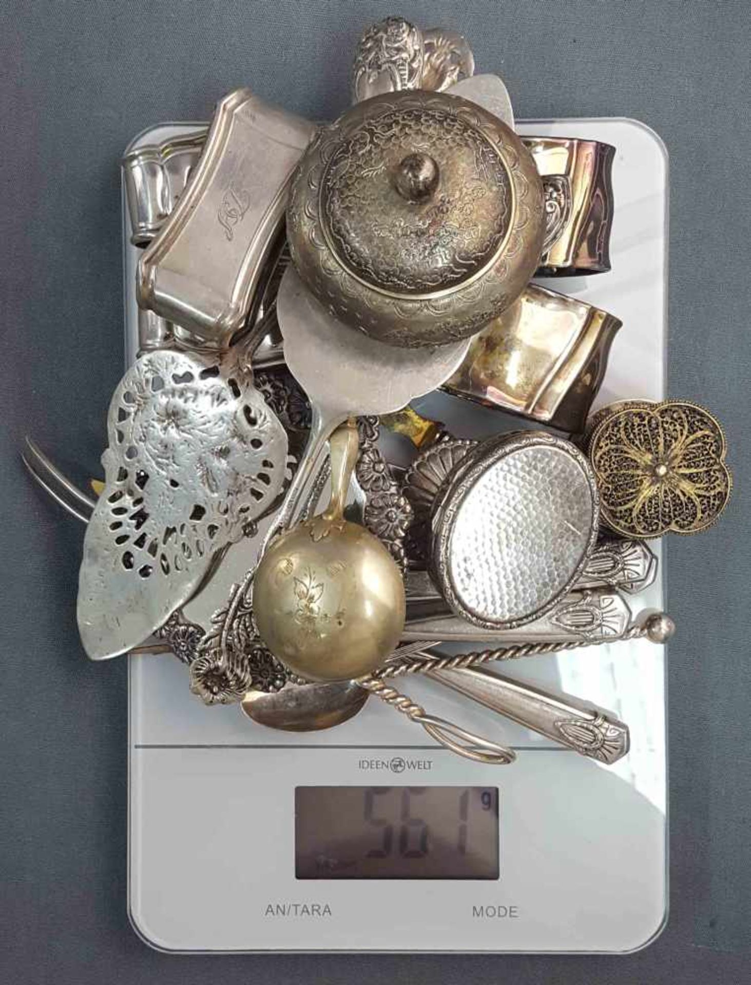 Boxes, cutlery, napkin rings, hand mirror. - Bild 8 aus 16