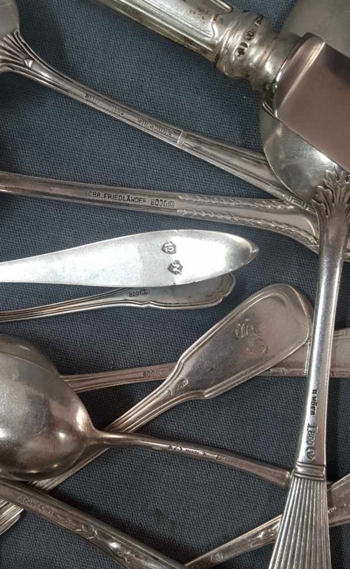 Silver cutlery. Partly 12 lot, partly silver 800. - Bild 3 aus 4