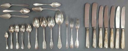 Silver cutlery. Partly 12 lot, partly silver 800.
