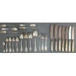 Silver cutlery. Partly 12 lot, partly silver 800.