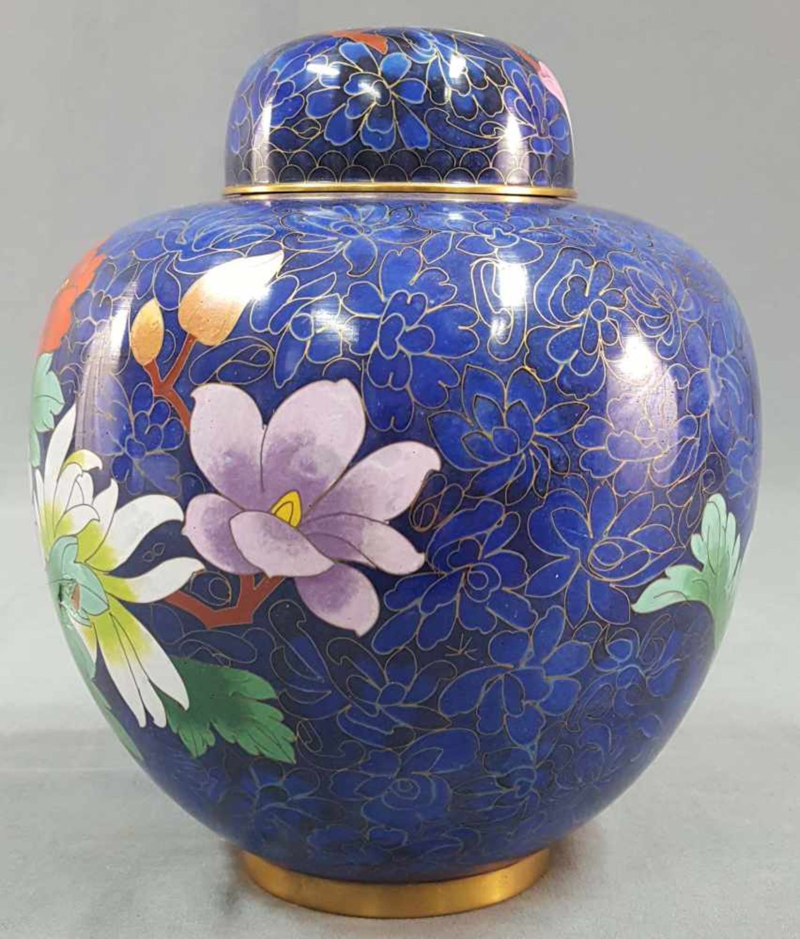 Cloisonne lidded vase with lotus flower. Ginger pot. - Image 4 of 9