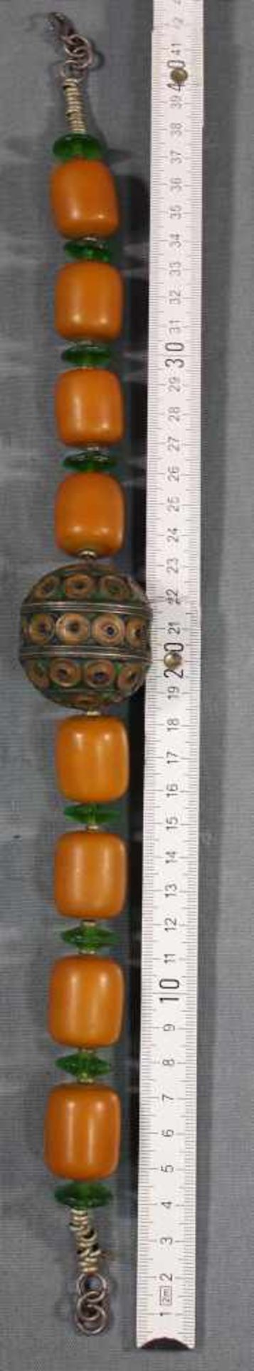 Amber necklace with metal main ball and green glass spacers - Image 4 of 5