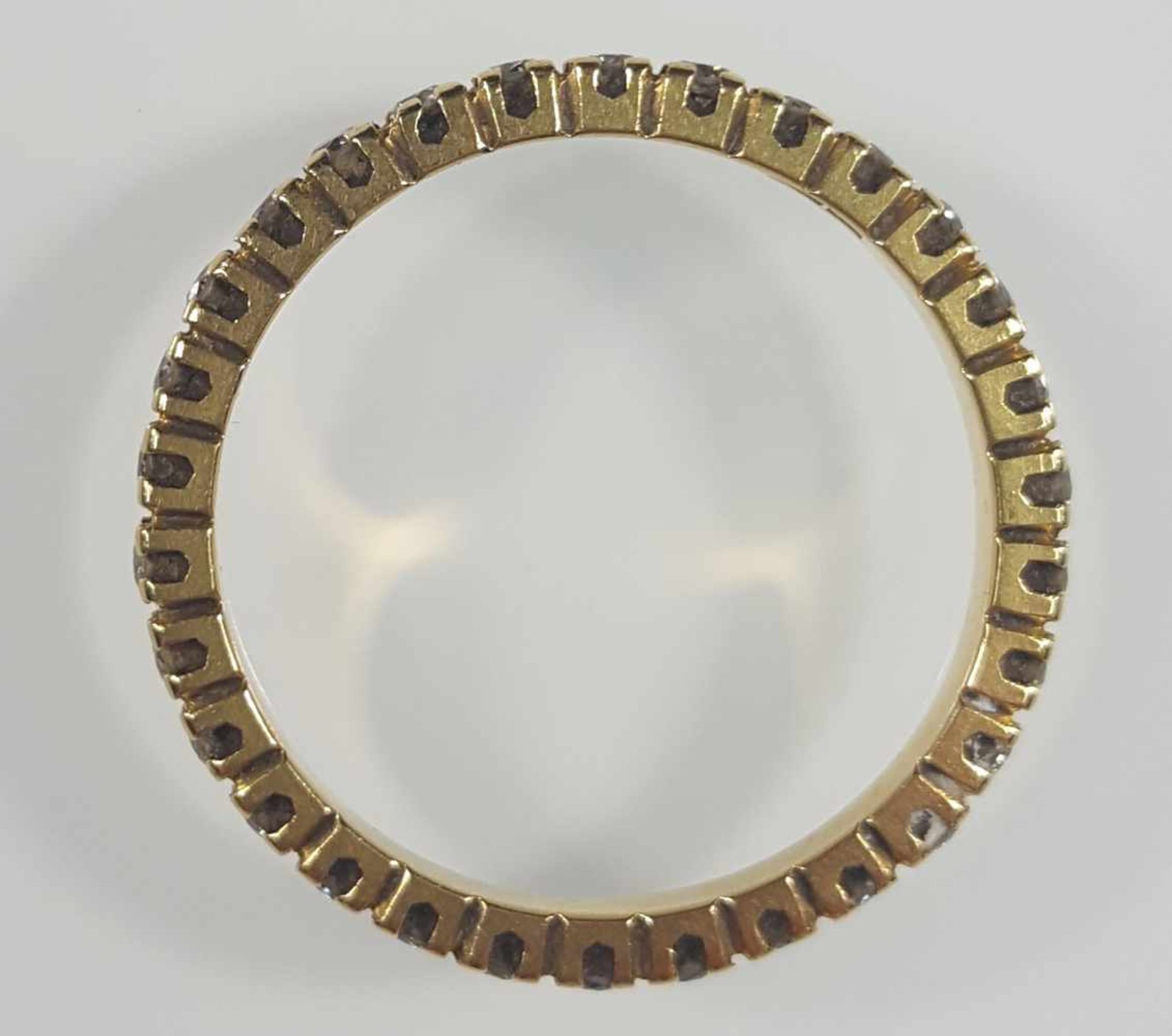 Memory ring, 750 yellow gold, set with 30 diamonds. - Bild 2 aus 9