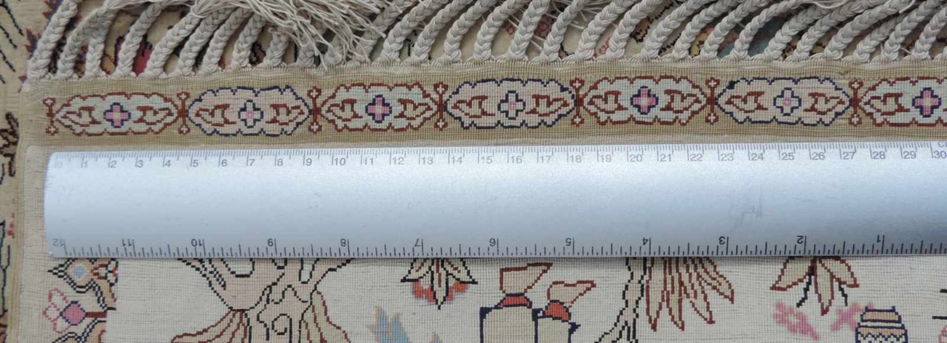 Hereke silk rug. Signed. Turkey. Extremely fine knotting. - Image 3 of 3