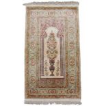 Kayserie prayer rug silk. Turkey. Exceptionally fine knotting.