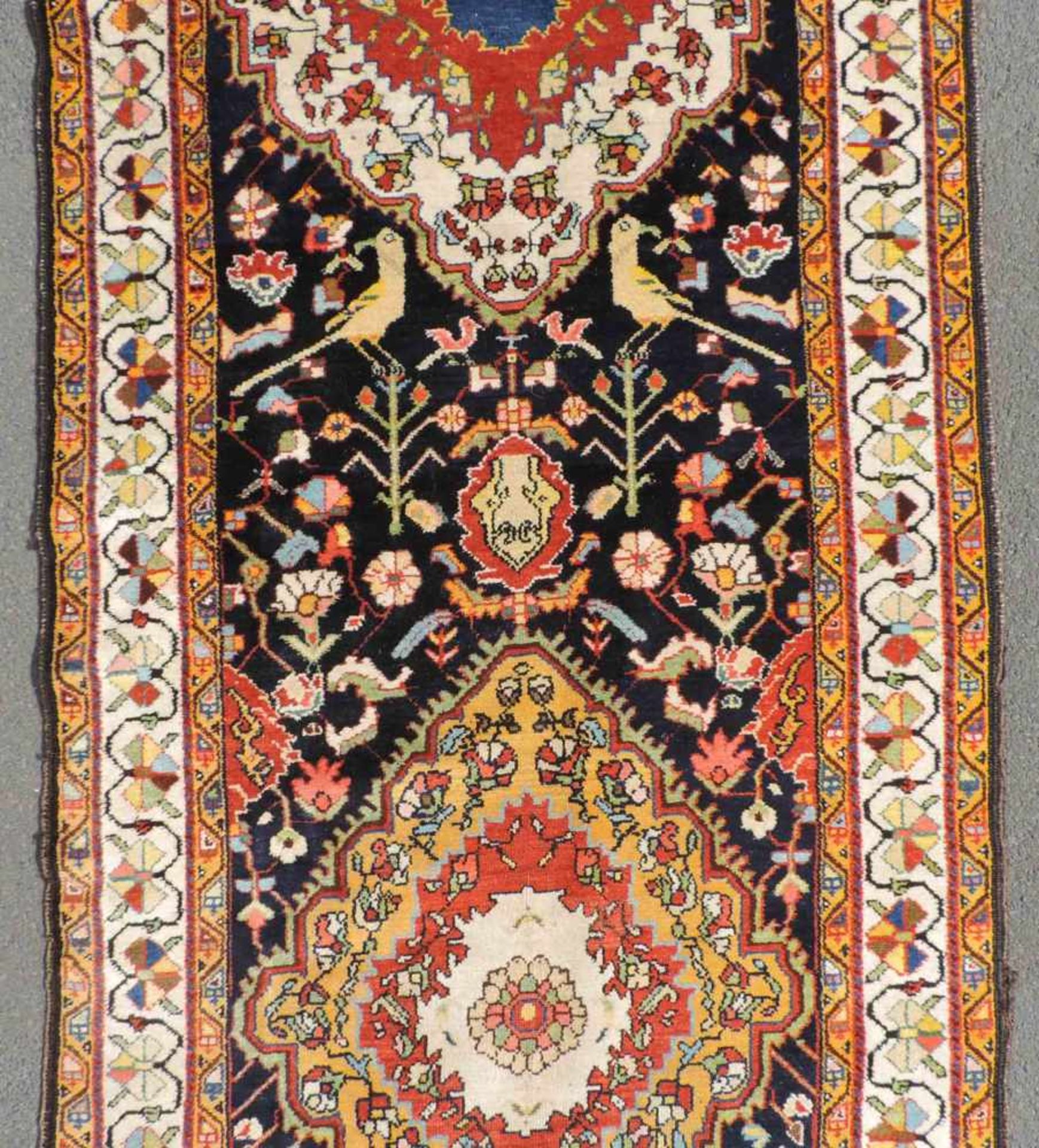Bakhtiar Persian carpet. Iran. Old, around 1920. - Bild 3 aus 8