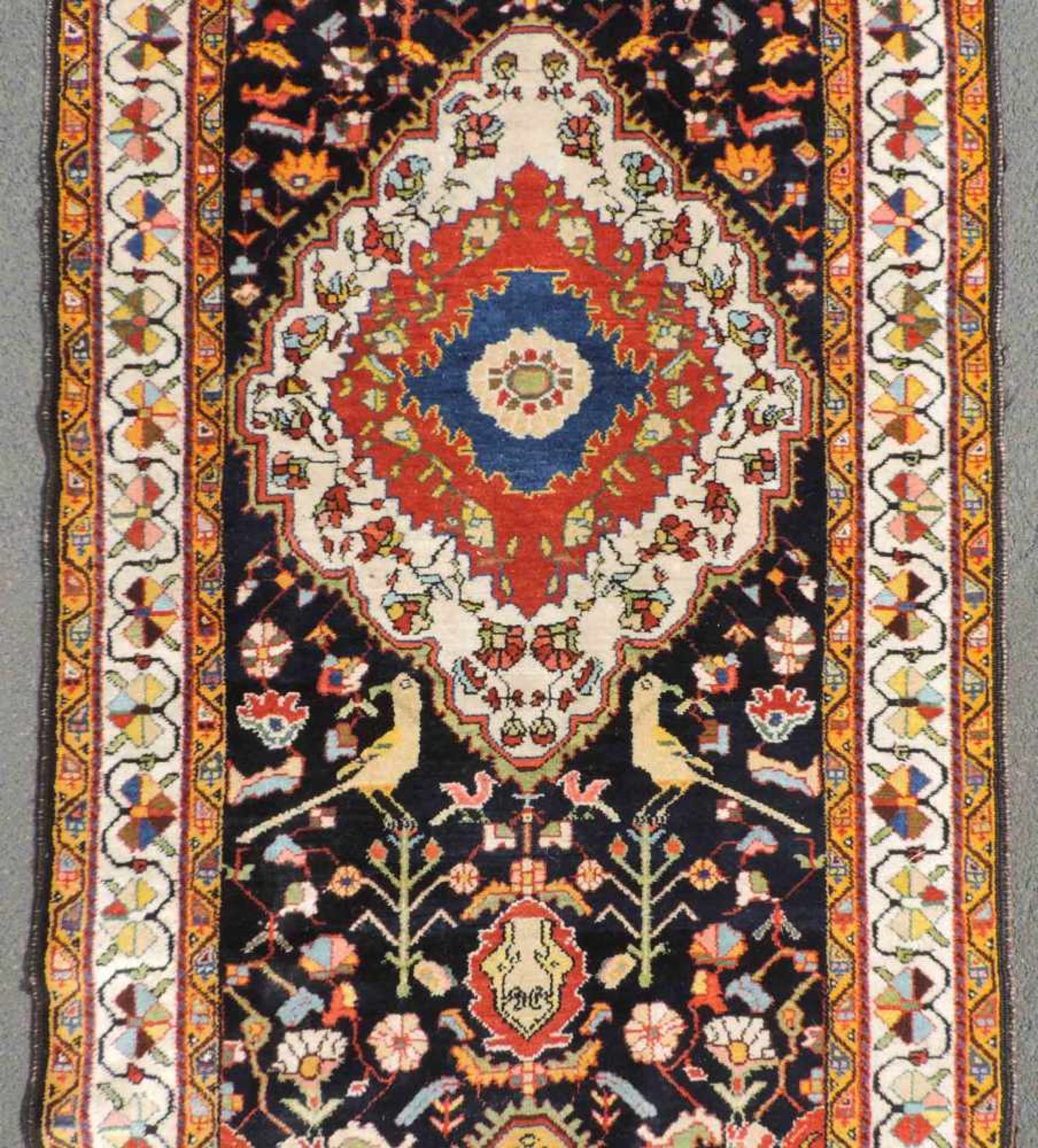 Bakhtiar Persian carpet. Iran. Old, around 1920. - Bild 4 aus 8