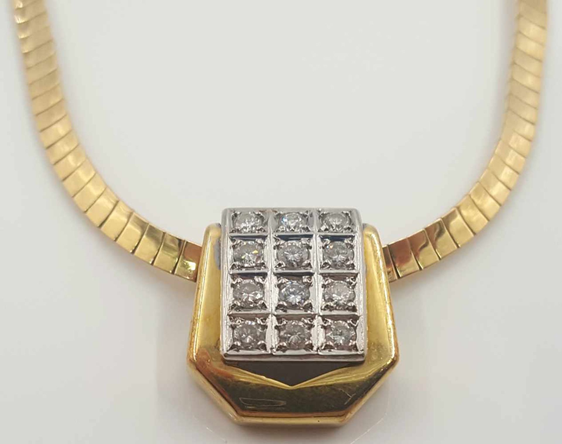 Necklace, 750 yellow gold and pendant with 12 diamonds. - Bild 2 aus 8