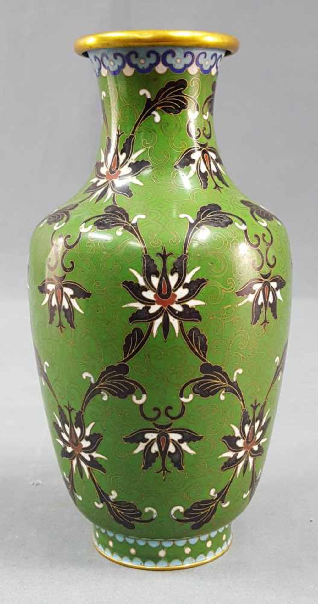 Green Cloisonne vase. Proably China old, around 1920. - Image 2 of 5