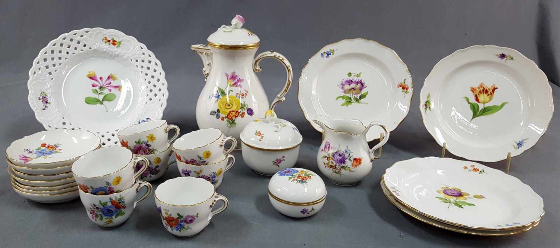 Meissen porcelain. Decor Blume III.