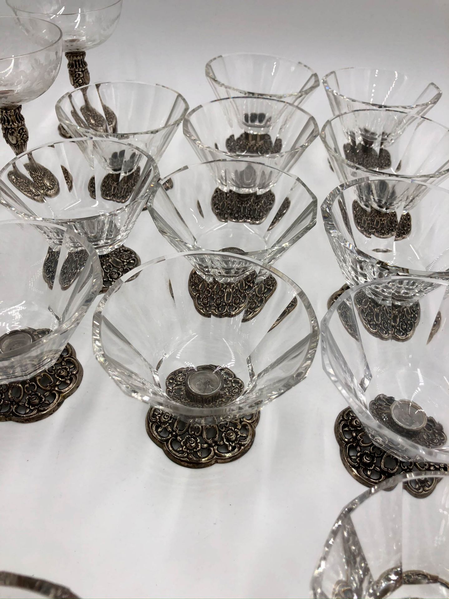 Silver with lead crystal glass cups. 23 ice cups and 8 champagne glasses.Up to 12 cm high. Proably - Image 3 of 14