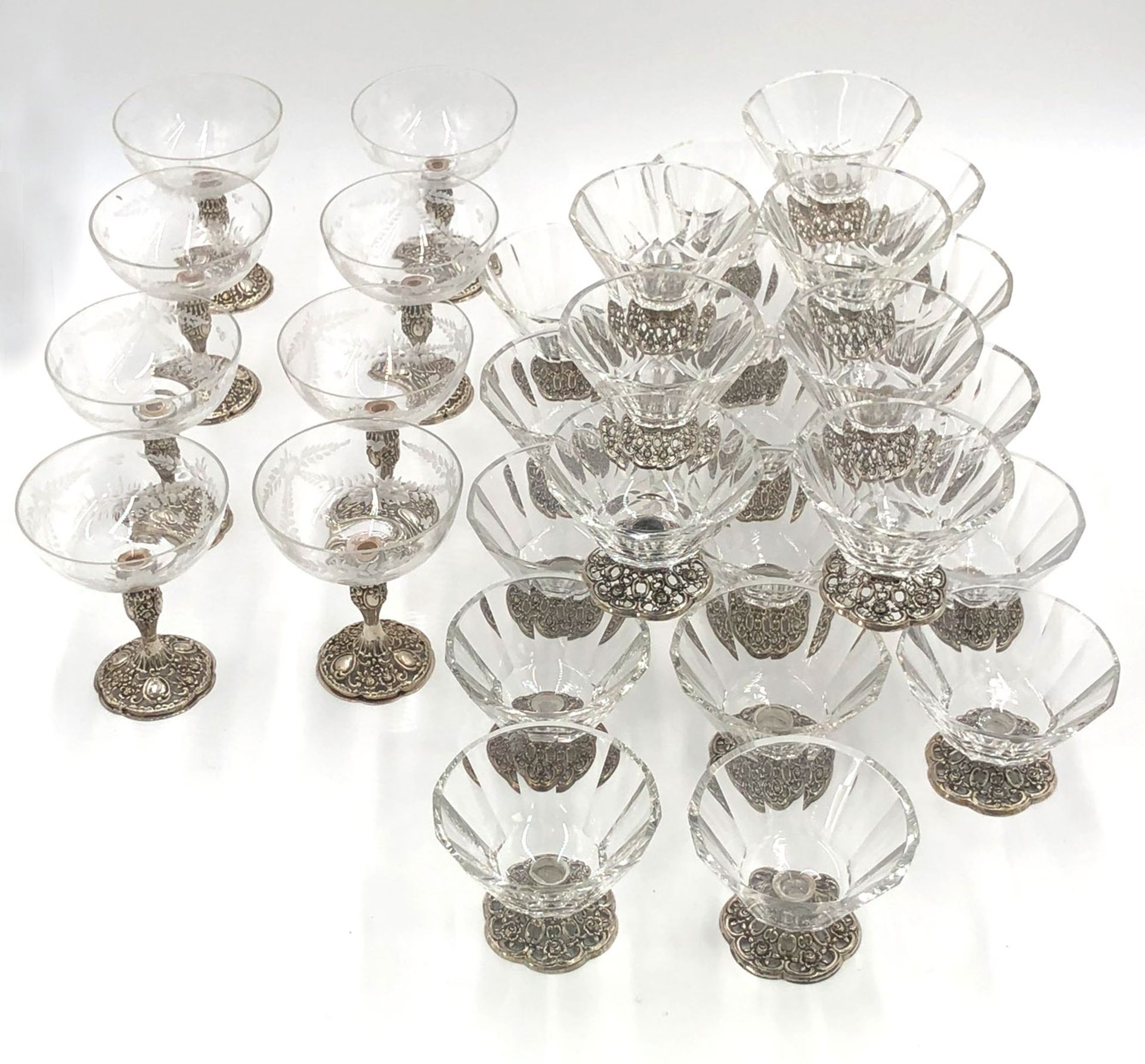 Silver with lead crystal glass cups. 23 ice cups and 8 champagne glasses.Up to 12 cm high. Proably - Image 9 of 14