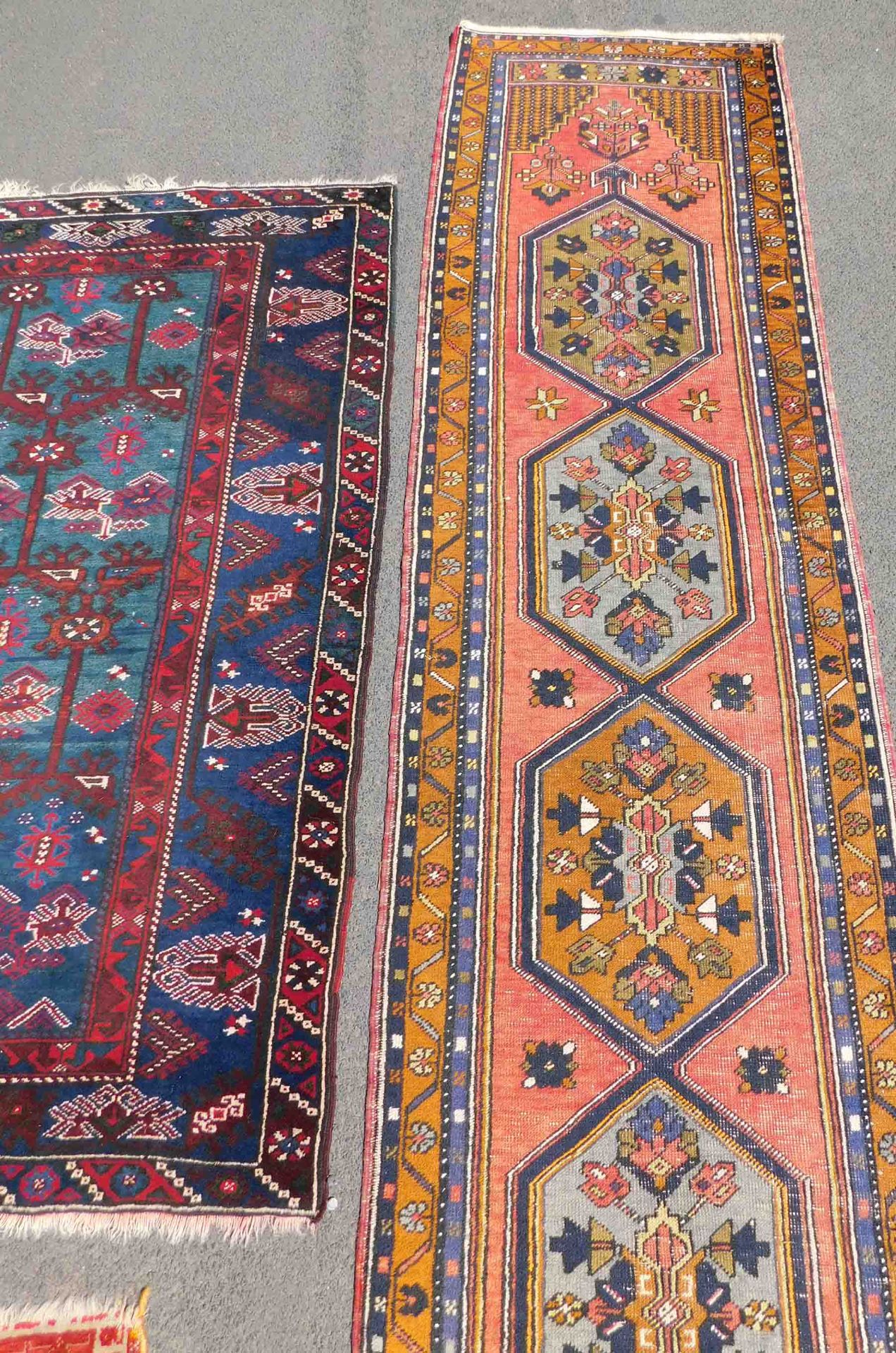 3 Anatol carpets. Knotted by hand. Wool on wool. Turkey.Kirsehir Yastik, 143 cm x 62 cm, antique, - Bild 4 aus 9