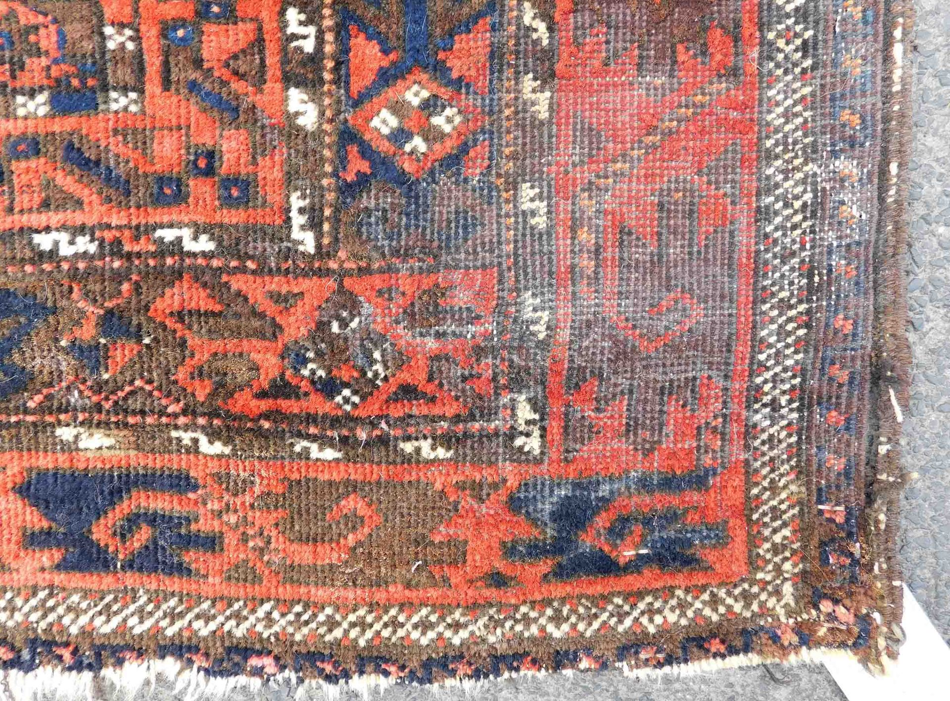 Baluch main carpet. Khorassan. Antique, around 1890202 cm x 122 cm. Knotted by hand. Wool on wool. - Image 5 of 6