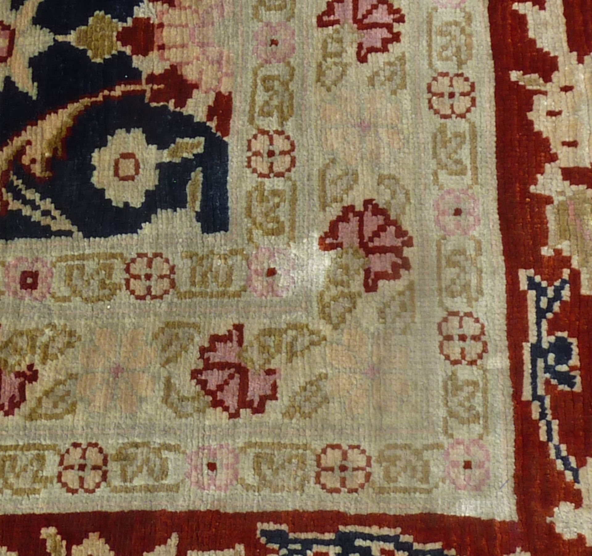 Hereke silk rug, Turkey. Extremely fine weave.197 cm x 127 cm. Knotted by hand. Silk on silk. - Image 2 of 15