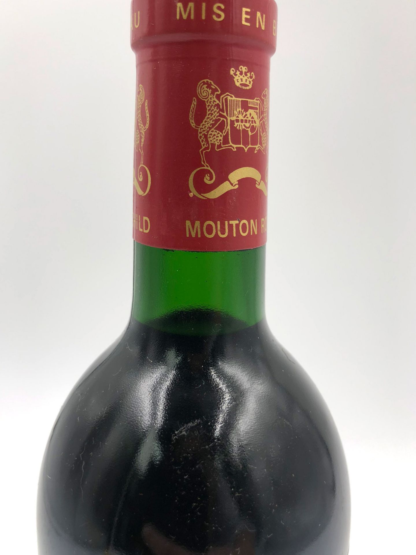 1988 Chateau Mouton Rothschild. A.C. Paullac. 1ere Grand Cru Classé.A whole bottle. 12.5% Vol. 75 - Image 6 of 6