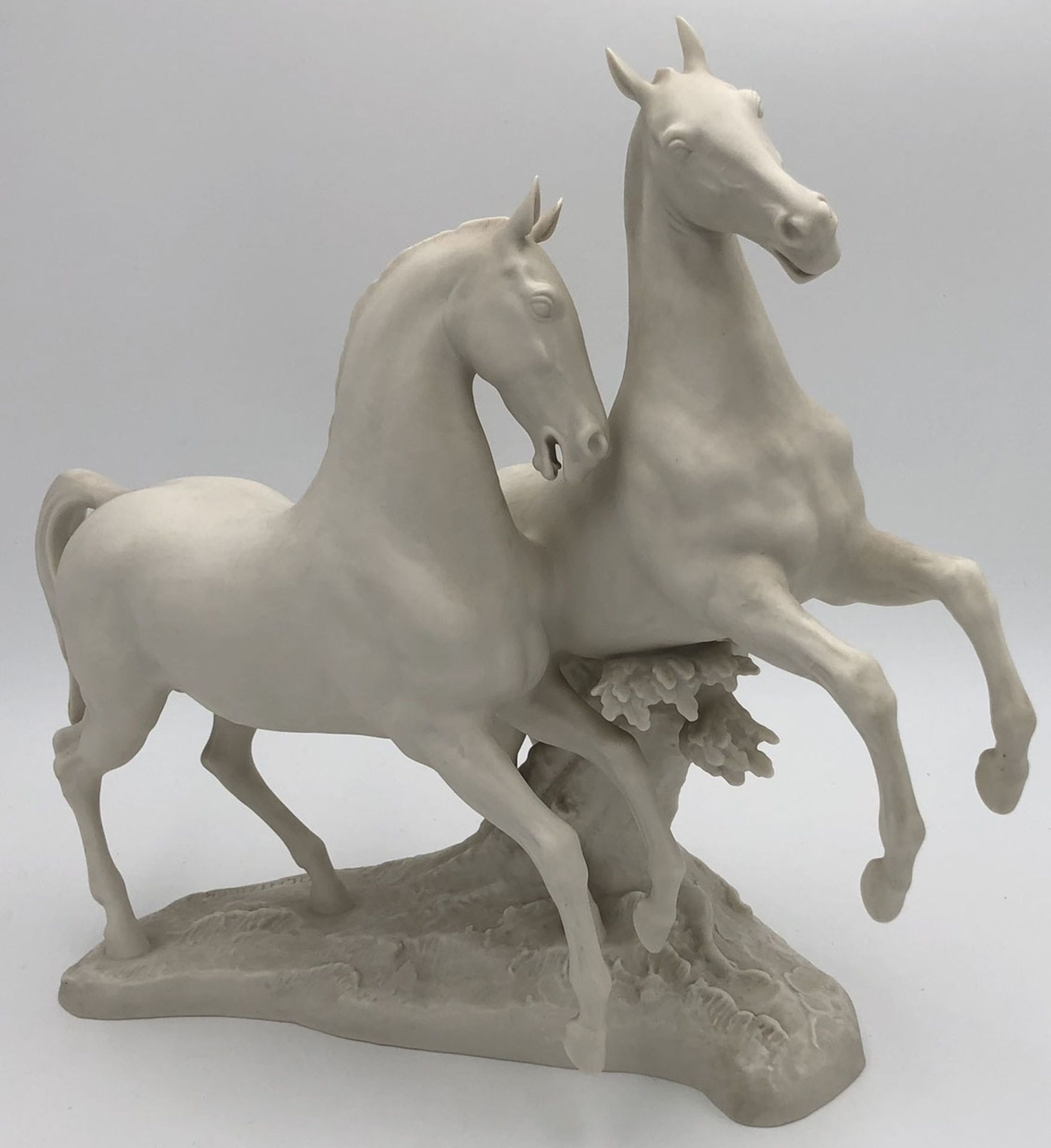 Hans ACHTZIGER (1918 - 2003). "Übermut und Reiter". Porcelain figure.35.5 cm x 43 cm x 19 cm.