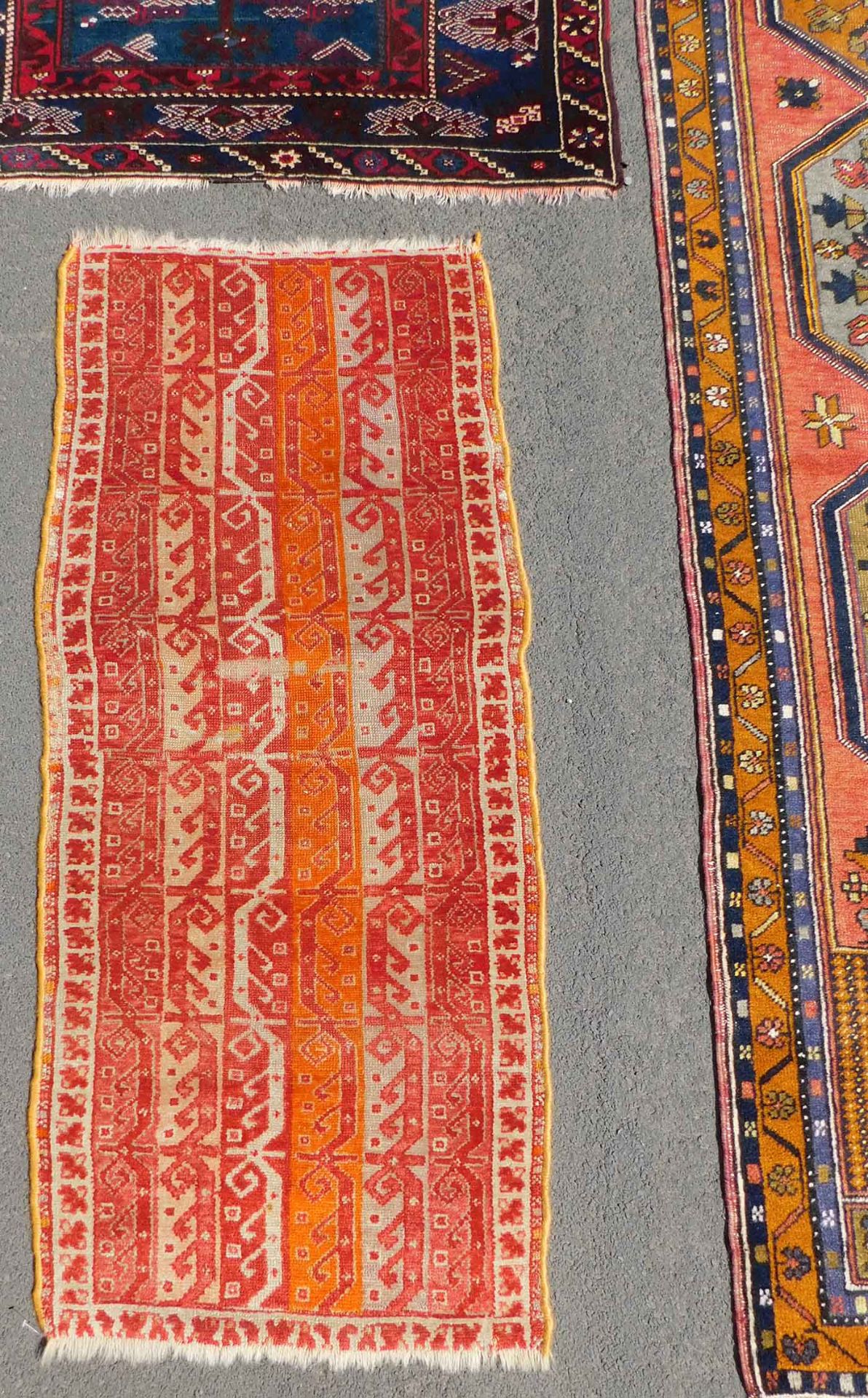 3 Anatol carpets. Knotted by hand. Wool on wool. Turkey.Kirsehir Yastik, 143 cm x 62 cm, antique, - Bild 2 aus 9