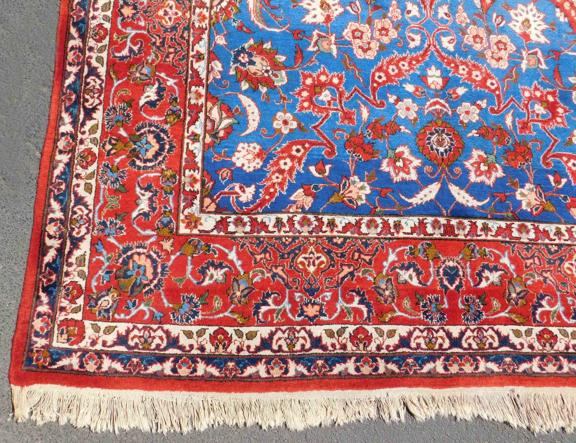 Isfahan Nadjafabad Persian rug. Old, mid 20th century. Fine weave.320 cm x 215 cm. Fine weave. - Bild 2 aus 9