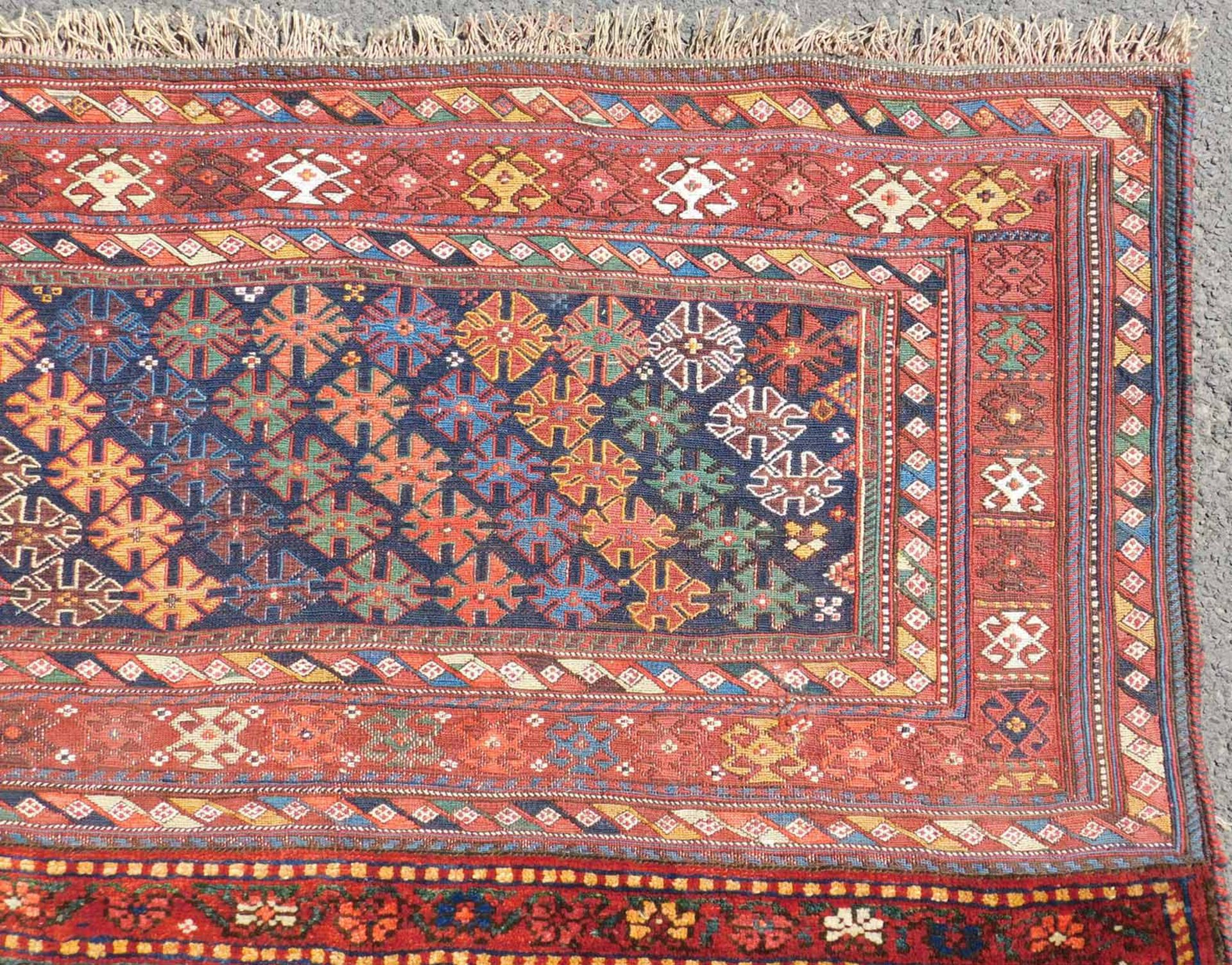 Shah - Savan Persian rug. Pocket front. Iran. Antique, around 1900.94 cm x 132 cm. One side hand- - Image 5 of 7