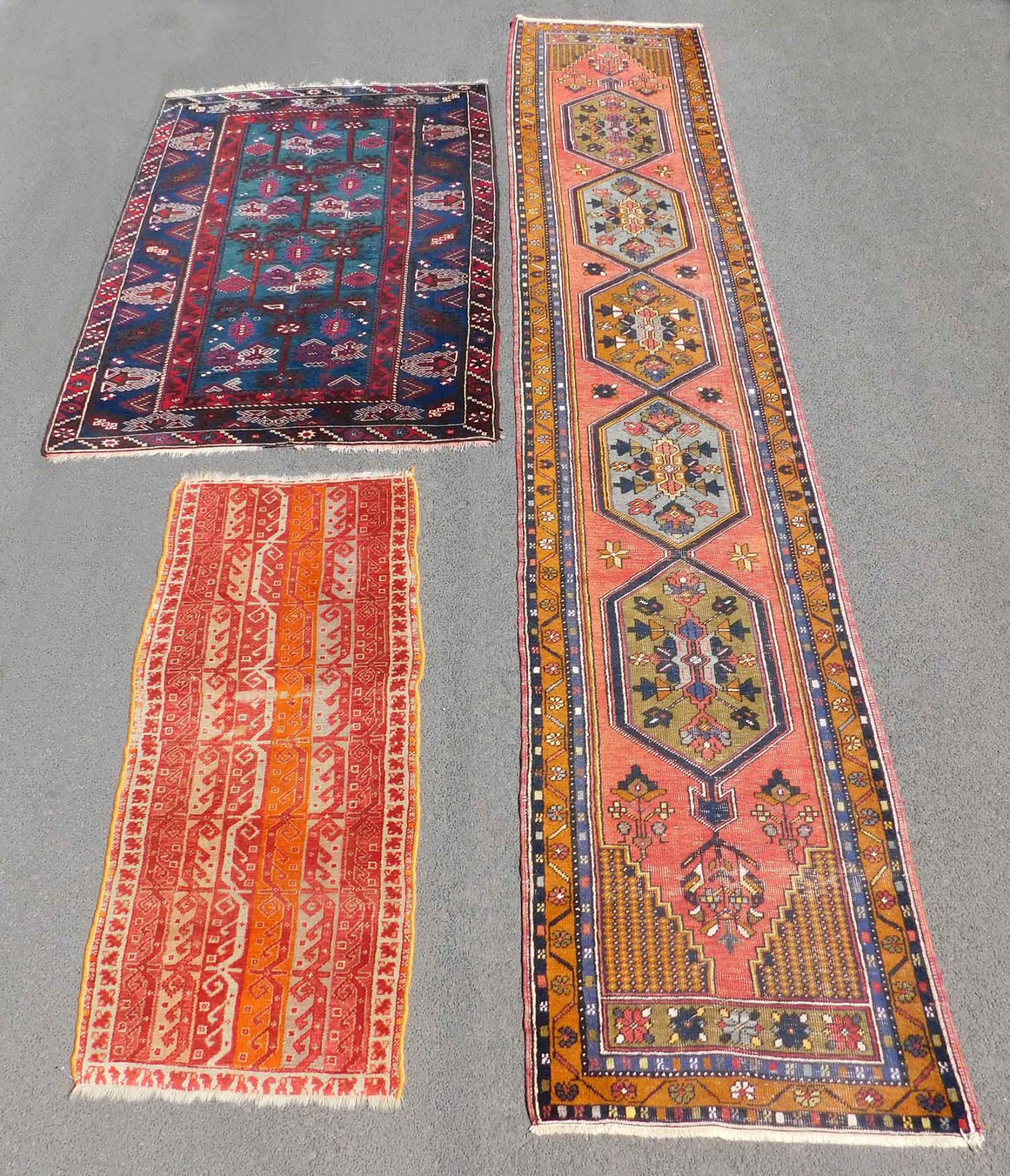 3 Anatol carpets. Knotted by hand. Wool on wool. Turkey.Kirsehir Yastik, 143 cm x 62 cm, antique,