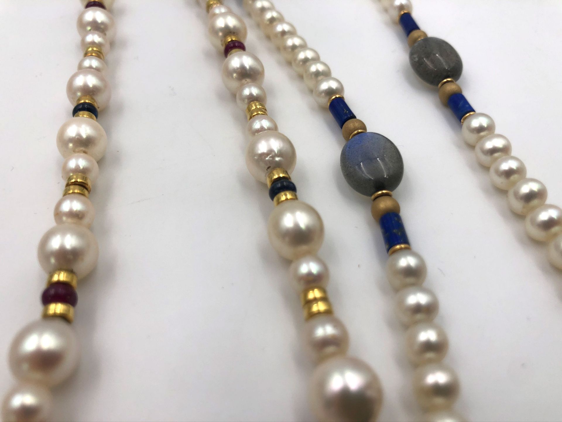 2 necklaces. Arabia. 750 gold, cultured pearls, gemstones.2 Colliers. Arabien. Gold 750, - Bild 7 aus 10