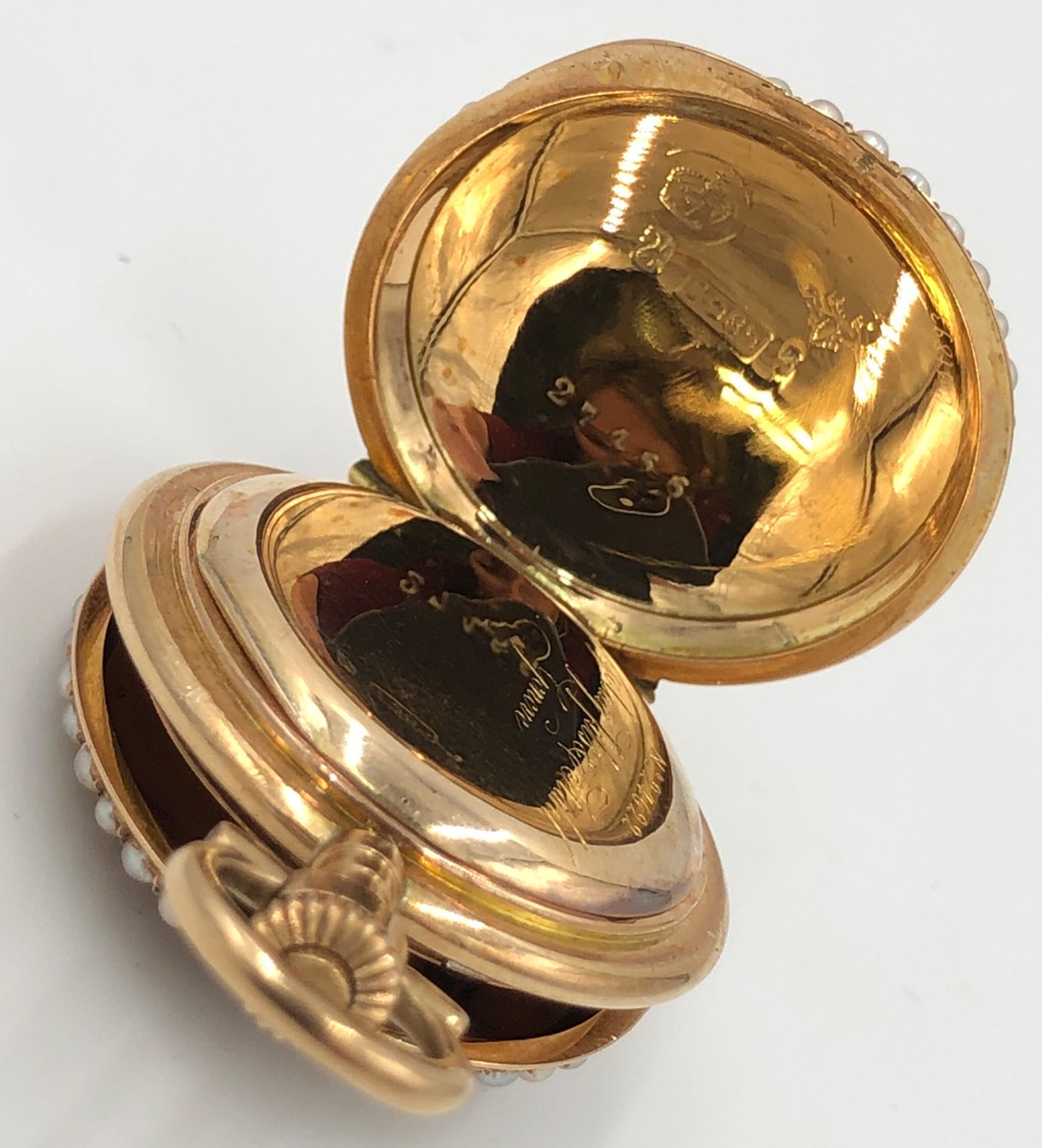 585 gold, three lid pocket watch. 11 diamonds, guilloche enamel, pearls.3 cm diameter without - Bild 5 aus 9