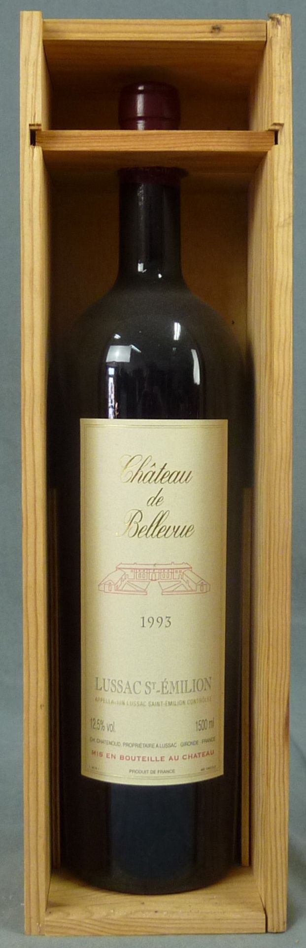 Interesting lot of aged Bordeaux red wine. White wine. France.2015 Chateau de Bellevue Lussac St- - Image 11 of 11