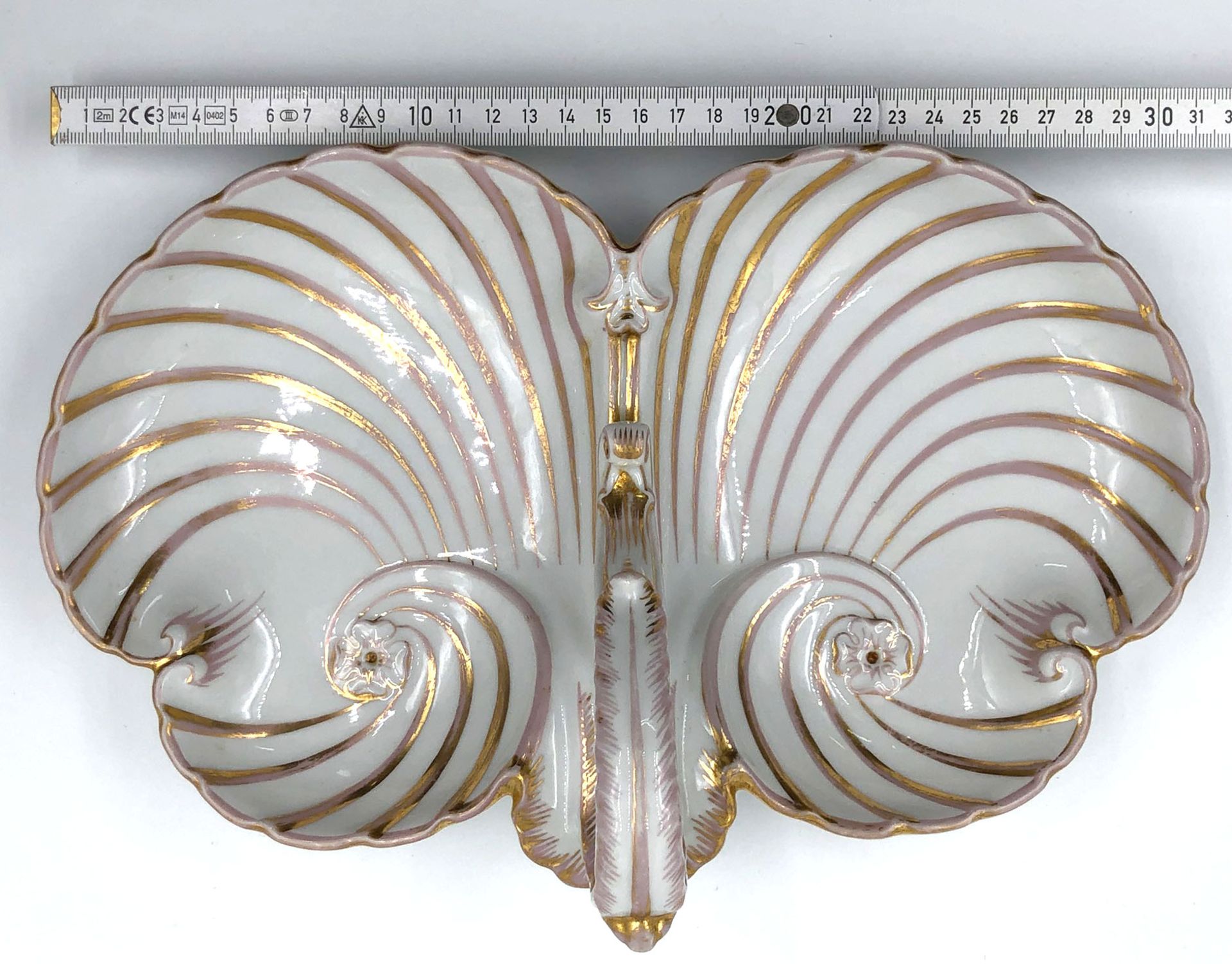 KPM Berlin porcelain. Mark 1849-1870.10.5 cm x 31 cm x 20.5 cm. Scepter mark with rondelle. Press - Bild 14 aus 14