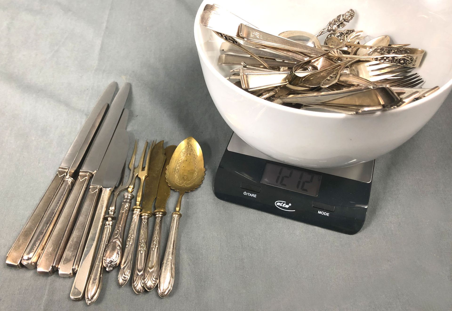 Silver. Cutlery. Some items Art Nouveau and some Wilkens.Minimum 1212 grams of silver (without the - Image 4 of 12