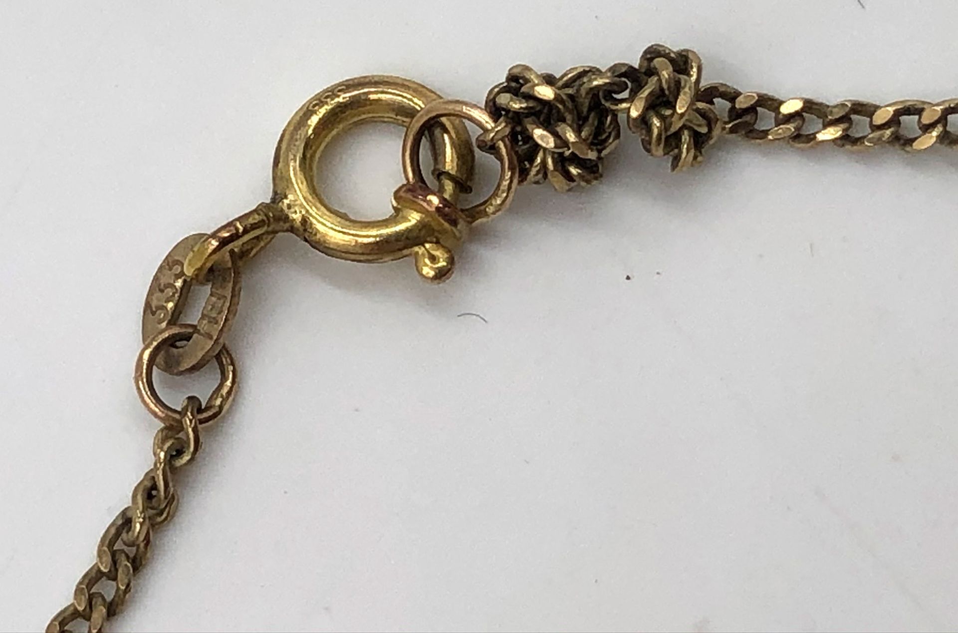 Jewelry. Yellow Gold 333. 2 pendants, 2 chains and a ring.26,4 Gramm.Schmuck. Gelb Gold 333. 2 - Bild 8 aus 11