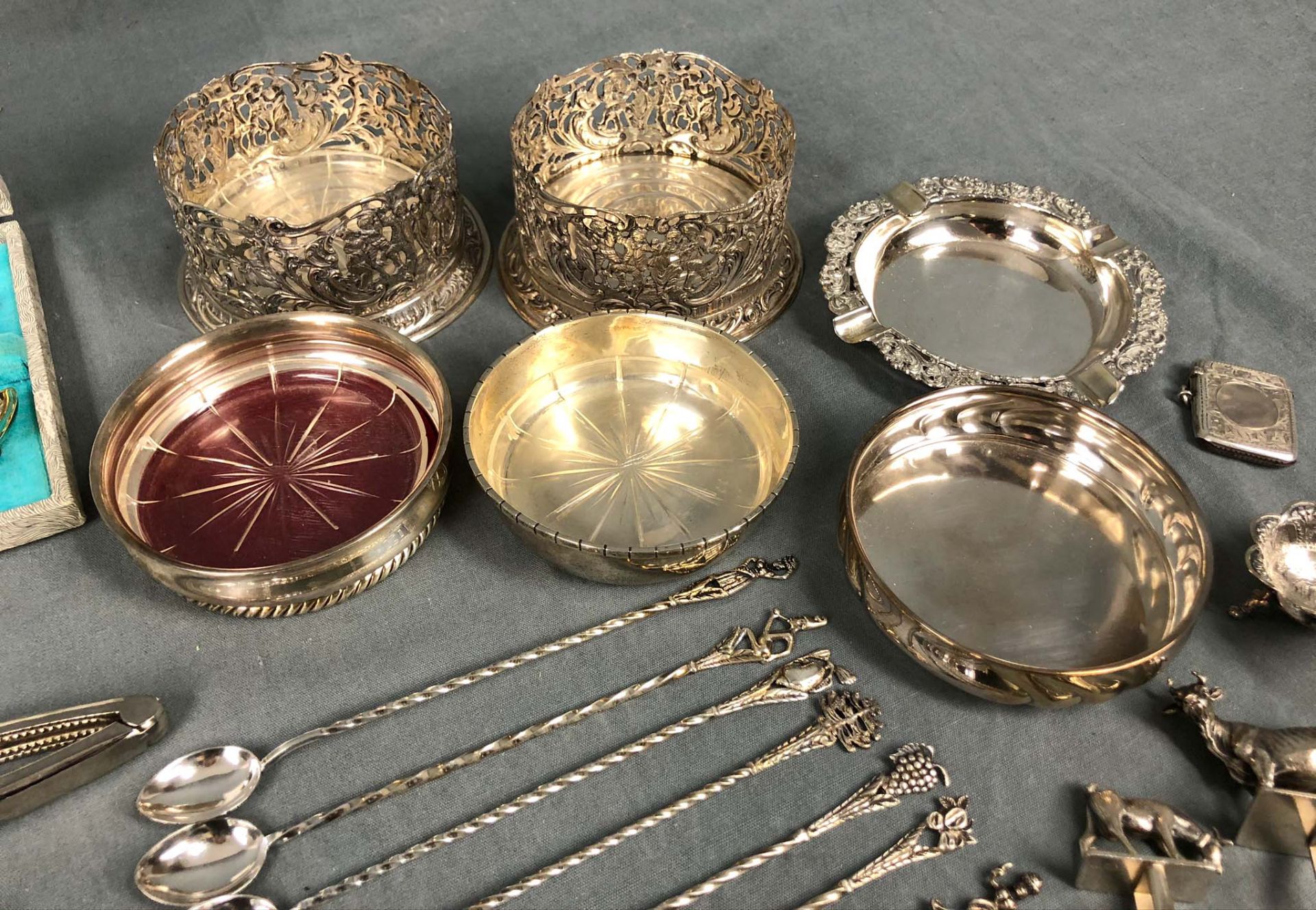 Mixed lot of silver. For wine, cocktails and smoking utensils.Up to 30 cm long. Partly stamped. Up - Bild 10 aus 14