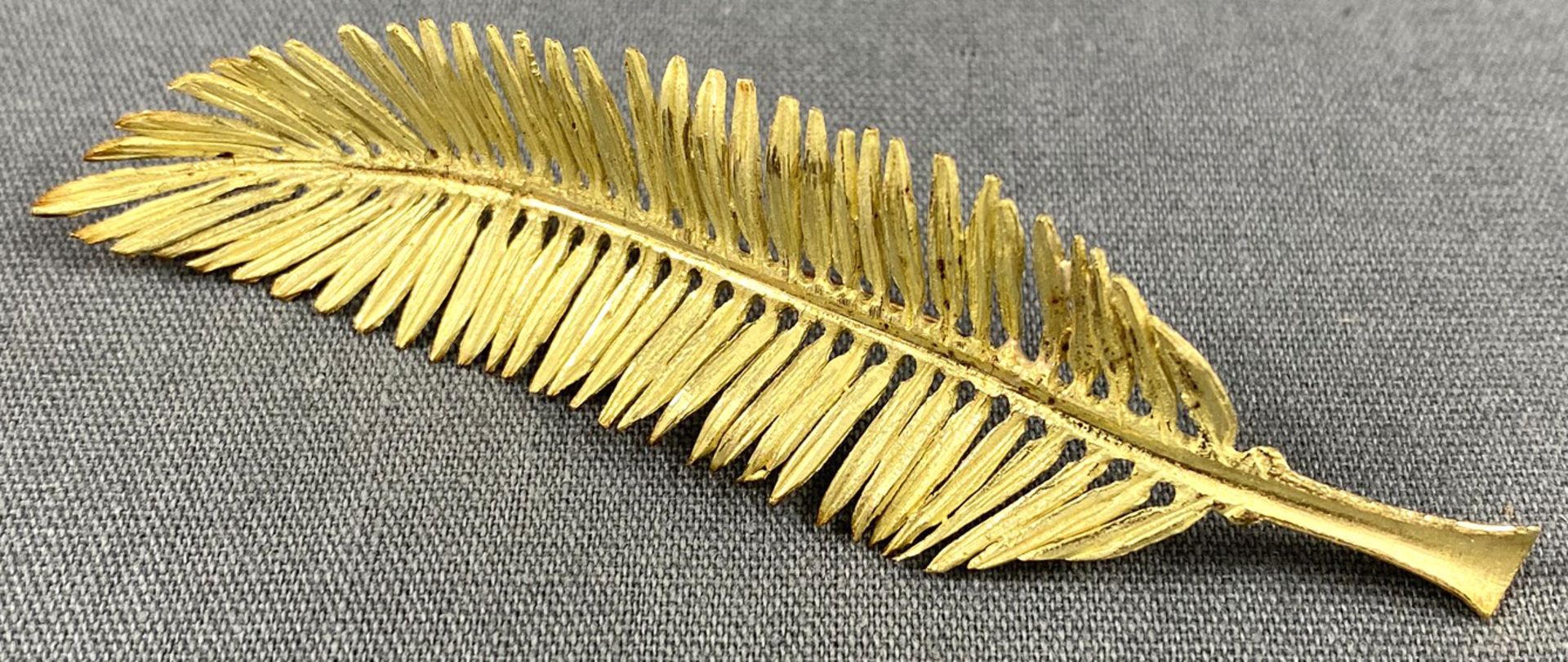 Hilla Herzberg. Grand Prix International. PALME D'OR DES BEAUX-ARTS 1974.11.9 grams. Stamped 750 - Image 2 of 6