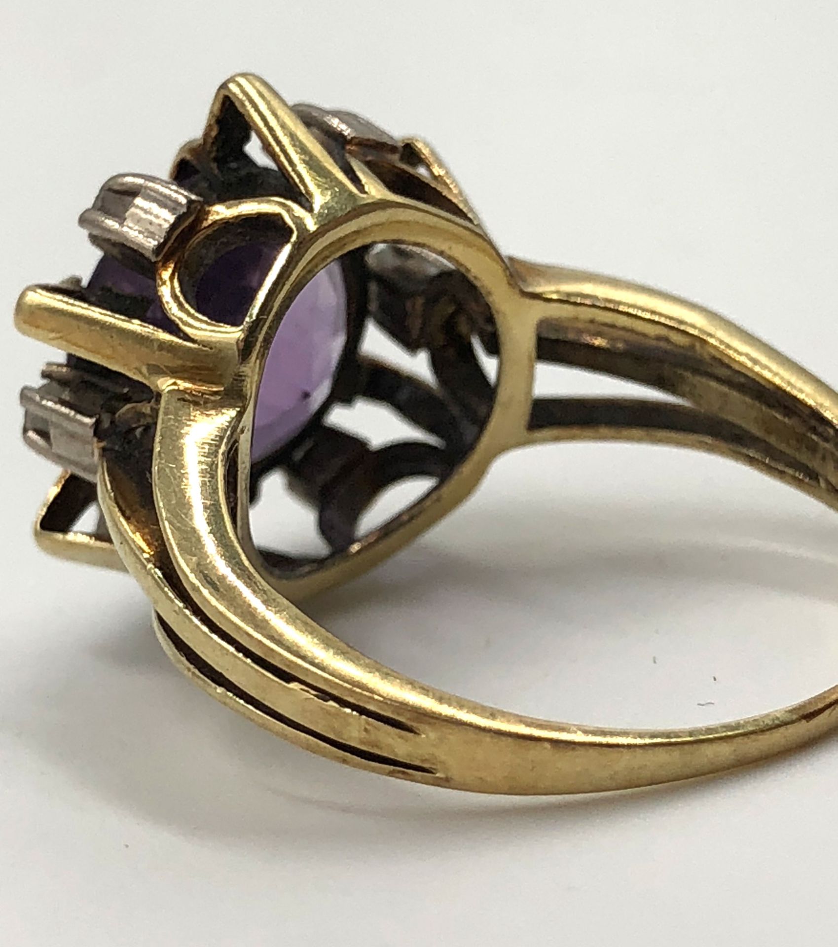 2 rings yellow gold 585.One with amethyst and 6 small diamonds. The other ring with a light blue - Bild 6 aus 10