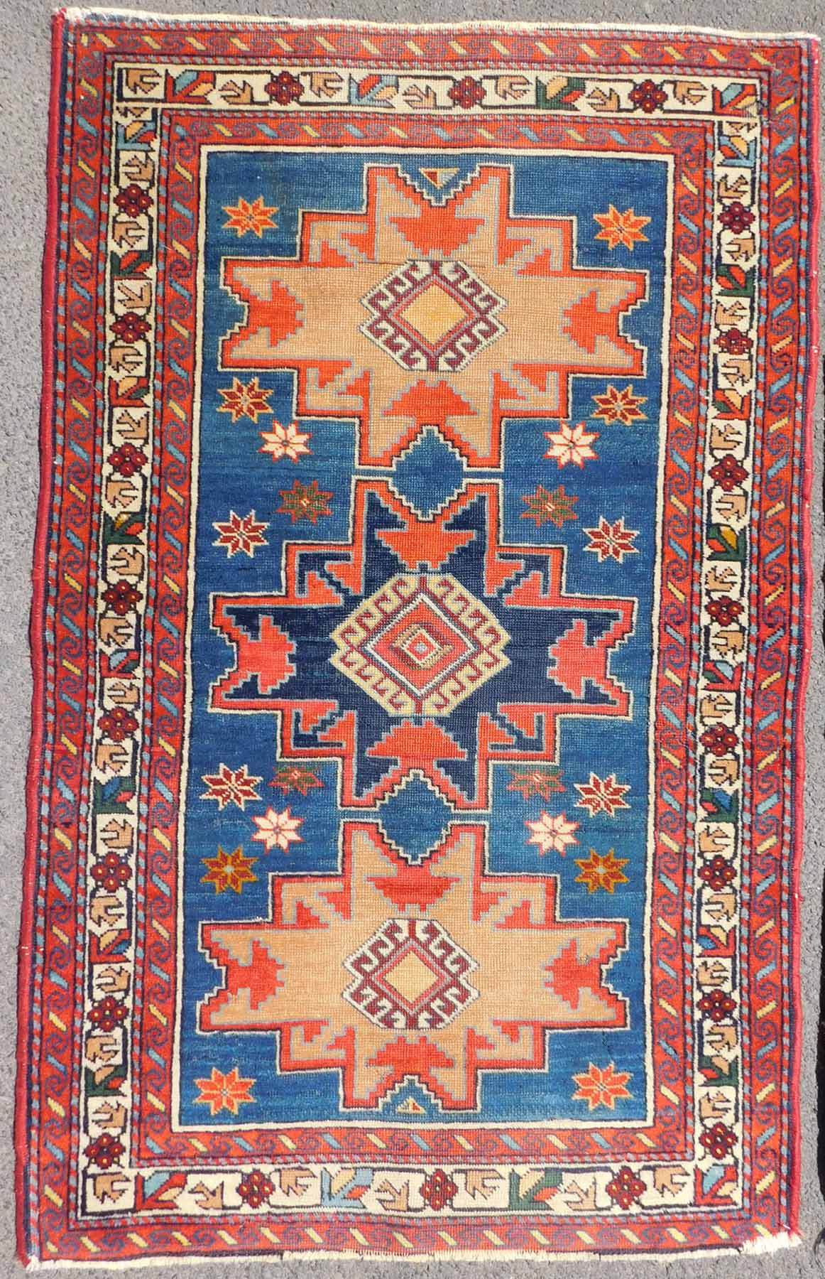 3 Oriental rugs. Handmade. Old / Antique.Lesghi 121 cm x 74 cm. About 70 years old.Ersari prayer rug - Image 4 of 5