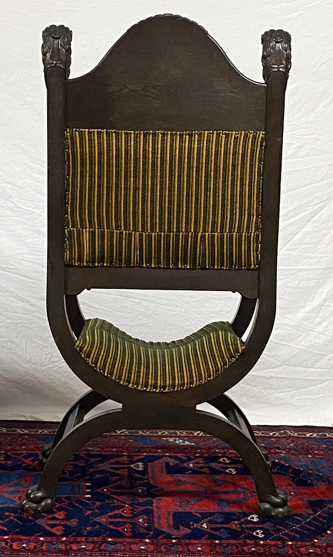 Scissor chair. Probably oak around 1900.123 cm x 62 cm x 60 cm. Seat height 36 cm. According to - Image 3 of 7