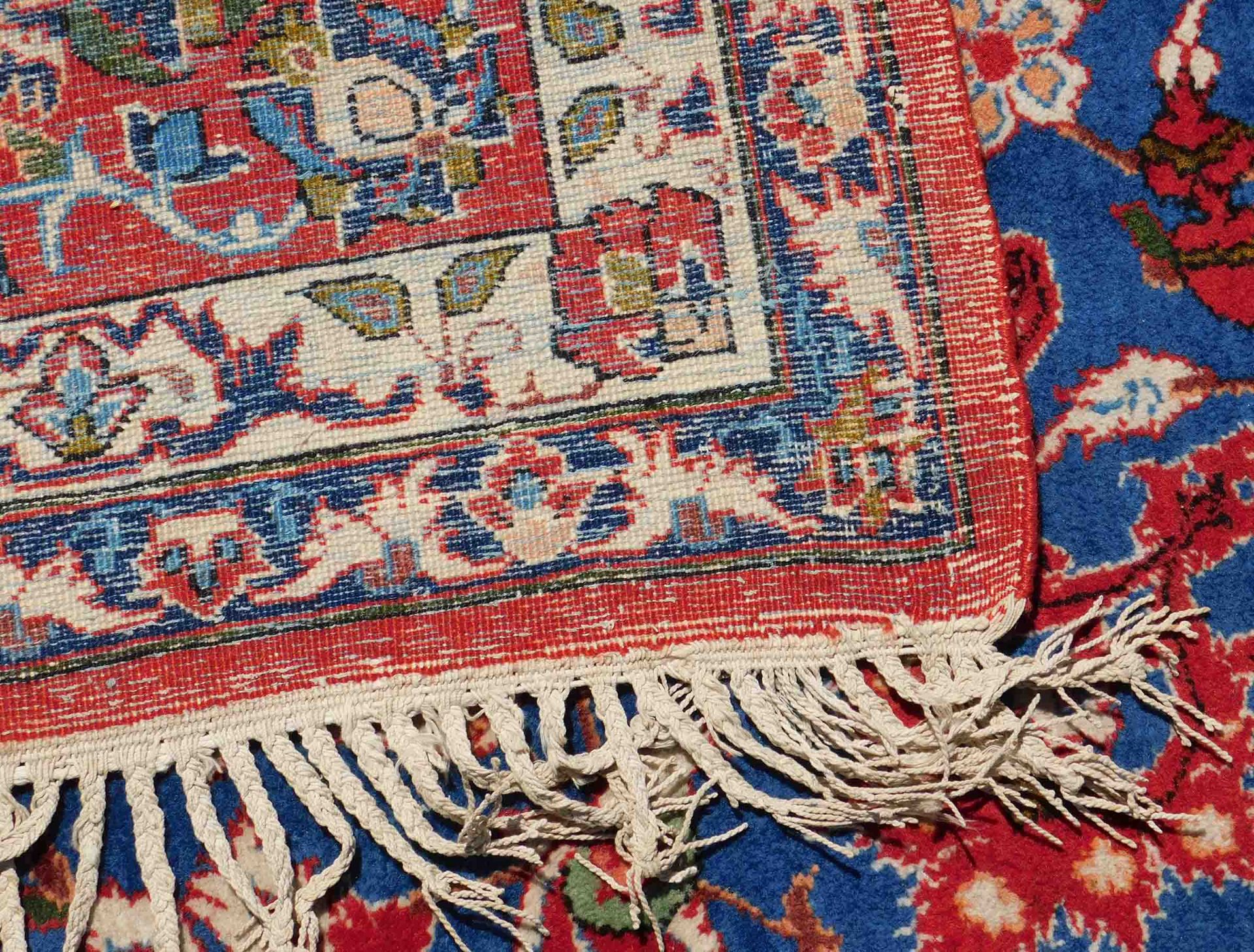 Isfahan Nadjafabad Persian rug. Old, mid 20th century. Fine weave.320 cm x 215 cm. Fine weave. - Bild 8 aus 9