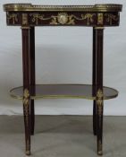High side table. Louis XV style. Some rosewood?77 cm x 63 cm x 37 cm.Hohes Beistelltischchen.
