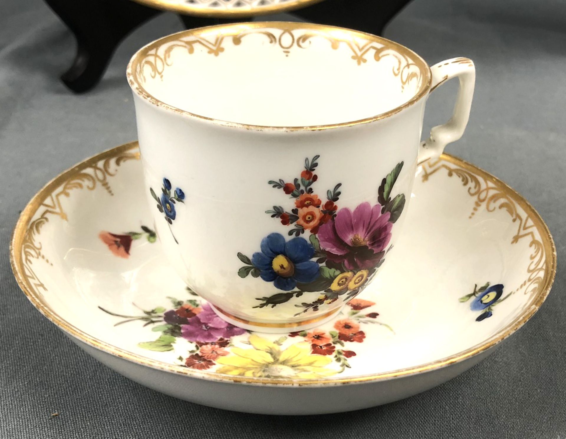 Cup and saucer, Vienna. Beehive brand. Two KPM plates.Up to 29.5 cm x 22 cm the plates. In - Bild 17 aus 17