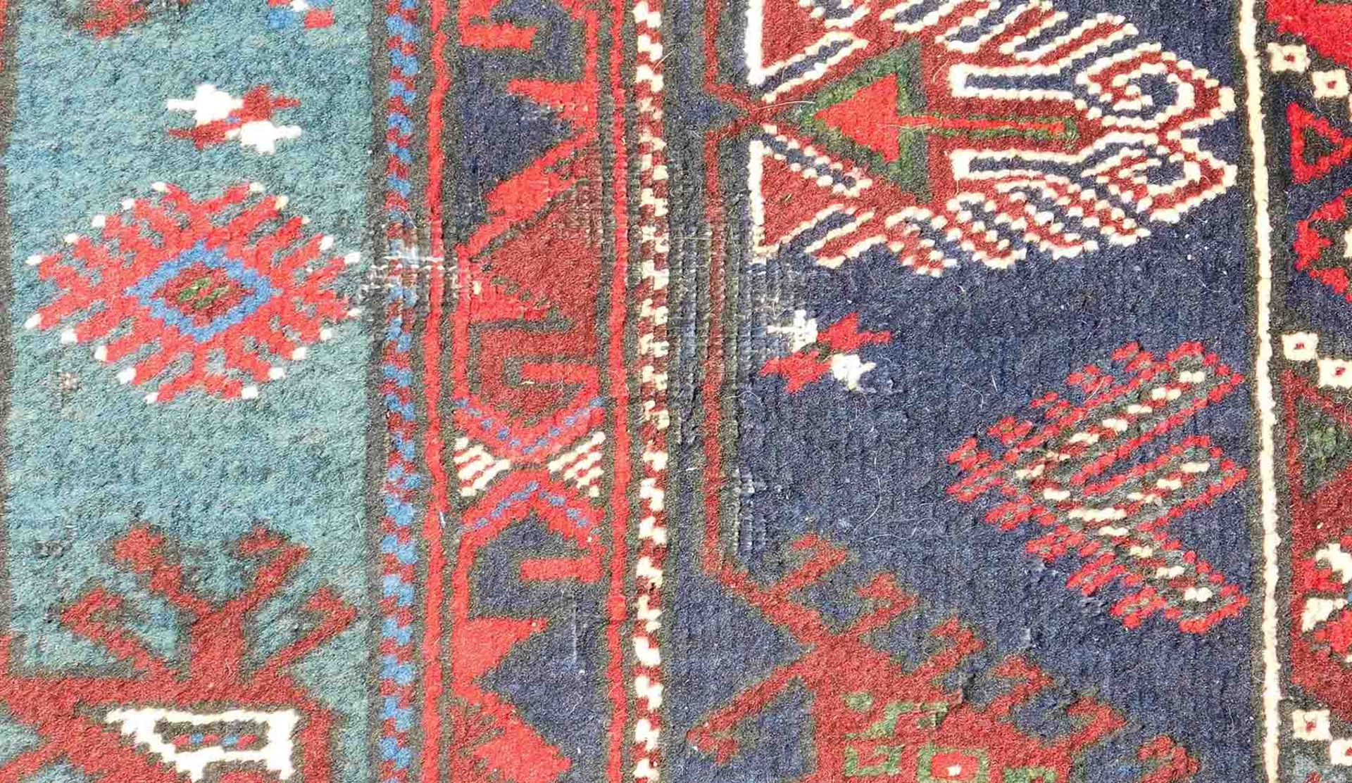 3 Anatol carpets. Knotted by hand. Wool on wool. Turkey.Kirsehir Yastik, 143 cm x 62 cm, antique, - Bild 8 aus 9