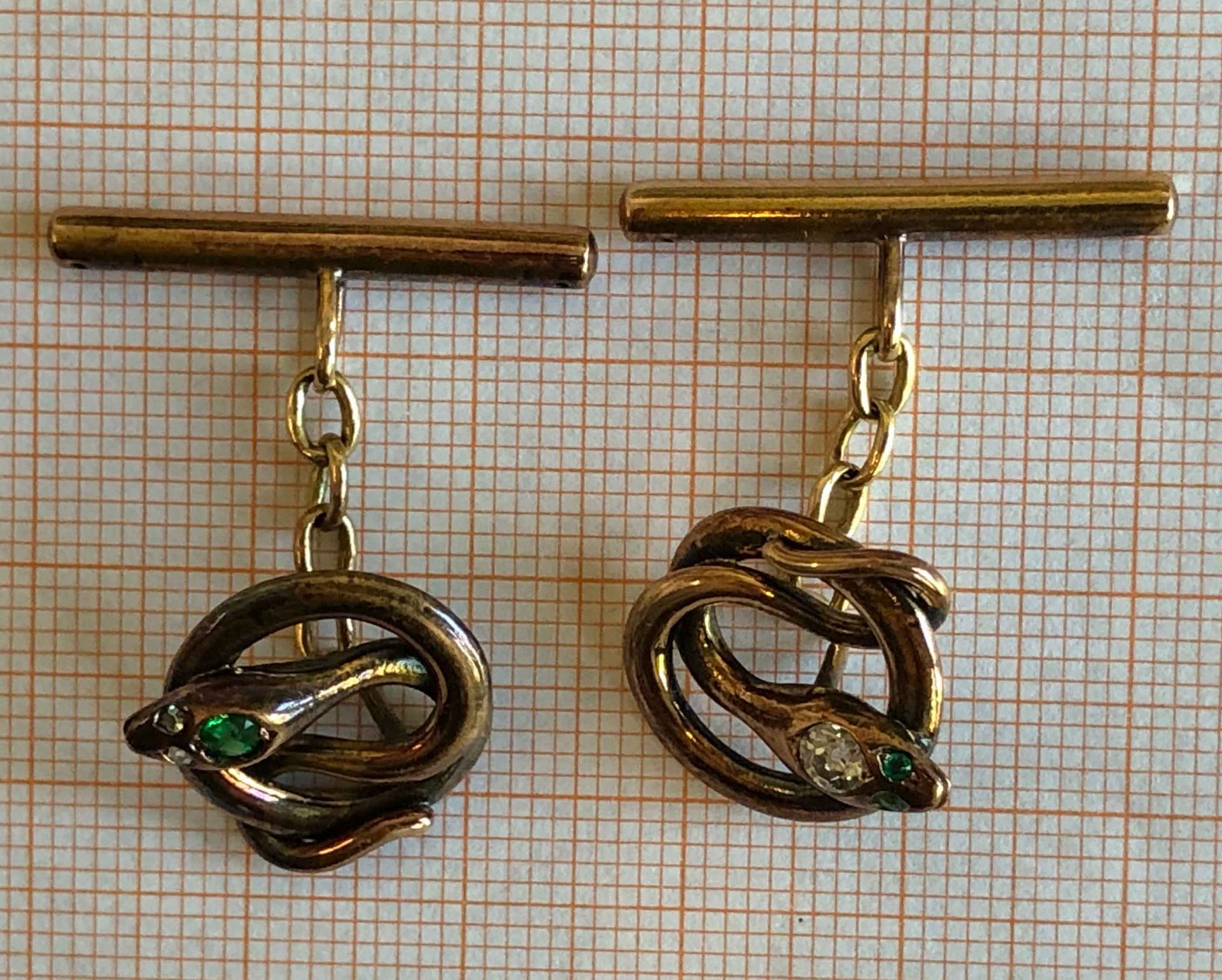 Cufflinks. Gold. Snake motif. 8.5 grams total weight.Total weight: 8.5 grams. Pen 585. Snake 750. - Bild 5 aus 7