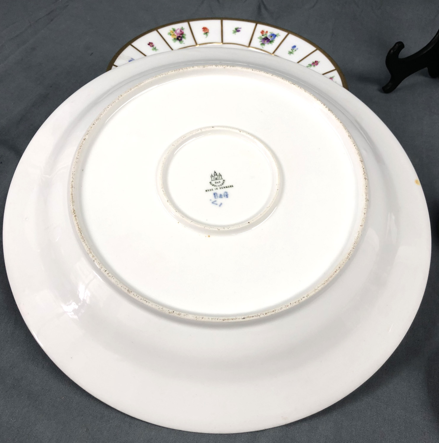 Royal Copenhagen porcelain. 5 plates and 3 mocha cups with saucers.Up to 25.5 cm in diameter. Also - Image 11 of 13