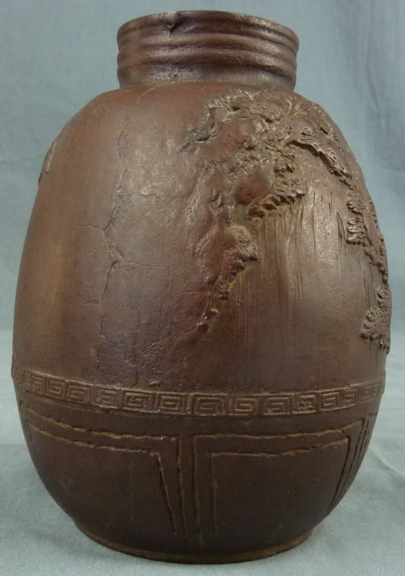 Vase. China / Japan? Bronzed. Inscriptions. Cast iron?17 cm high.Vase. Wohl China / Japan. - Bild 2 aus 8