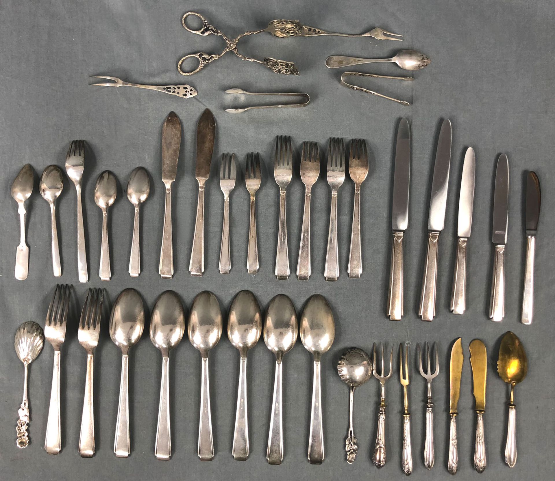 Silver. Cutlery. Some items Art Nouveau and some Wilkens.Minimum 1212 grams of silver (without the - Image 5 of 12