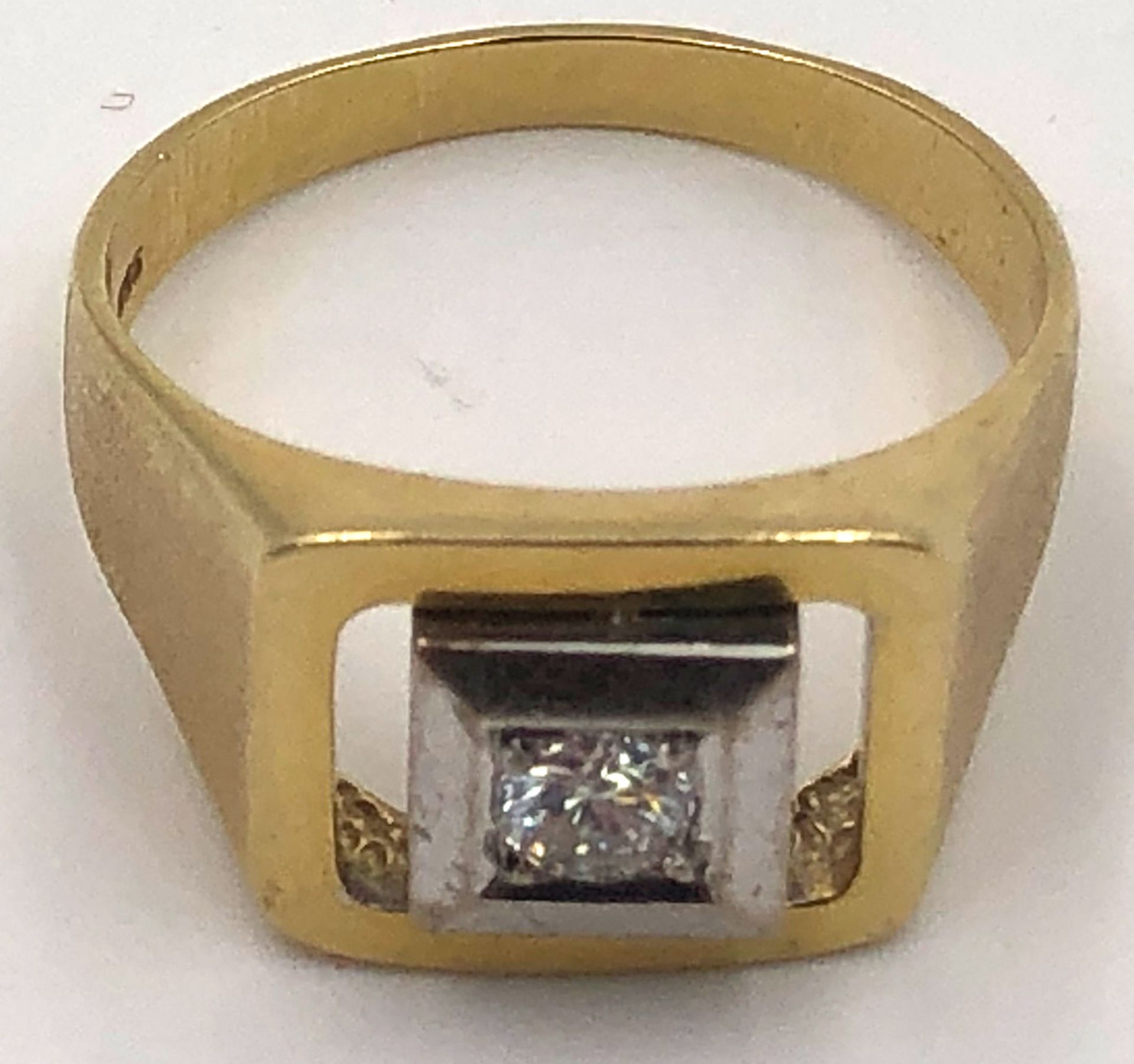 Ring, gold 585. Brilliant approx. 0.25 carat.8.6 grams total weight. The diamond in the upper - Image 5 of 9