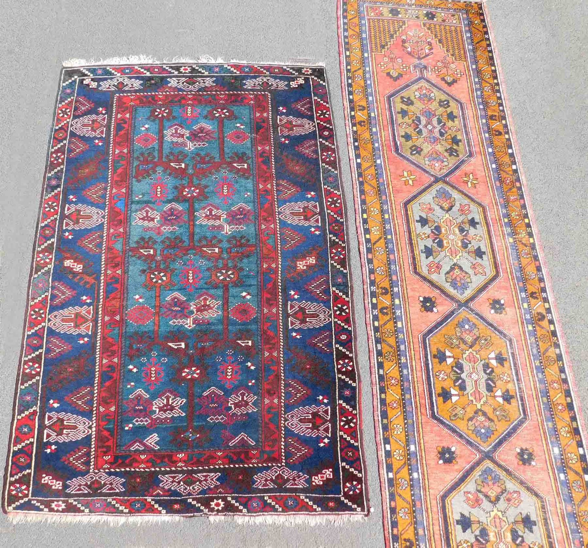 3 Anatol carpets. Knotted by hand. Wool on wool. Turkey.Kirsehir Yastik, 143 cm x 62 cm, antique, - Bild 5 aus 9